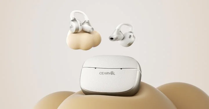 充電ケースと浮遊するイヤーカフ型集音器