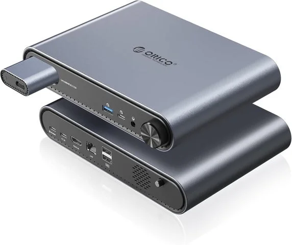 ORICOのUSB-CドッキングステーションとM.2 SSDケースが一体化した2-in-1ハブ本体