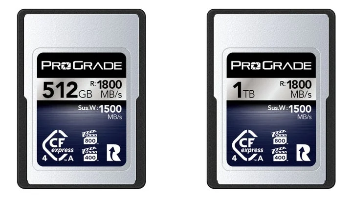 512GBと1TBのCFexpress 4.0 Type Aメモリーカード2枚