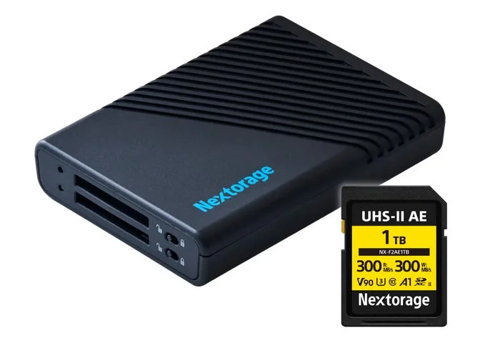 NextorageのデュアルスロットSDカードリーダーNX-DF1CLとSDメモリーカード