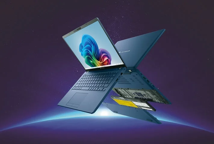 セルフ交換バッテリー構造が見えるdynabook XPシリーズ