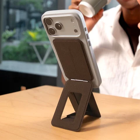 MagSafe対応スマートフォンスタンドのフローティングモード