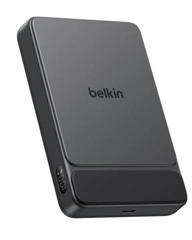 バッテリー残量が表示されたブラックのモバイルバッテリー本体