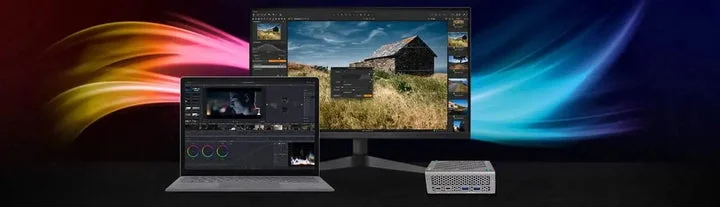 PCとディスプレイ、GPUボックスを接続したマルチディスプレイ作業環境