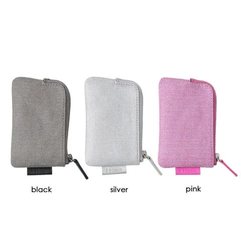 black、silver、pinkの3色展開のKirakira pocket