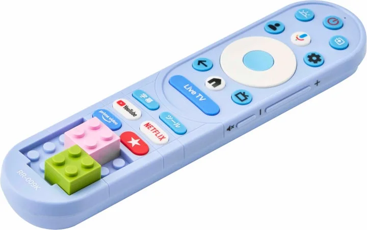 ブロックが取り付けられたテレビ用リモコン