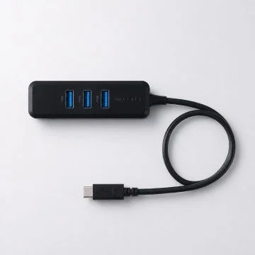 USBハブの天面にある3つのUSB-Aポートと接続ケーブル