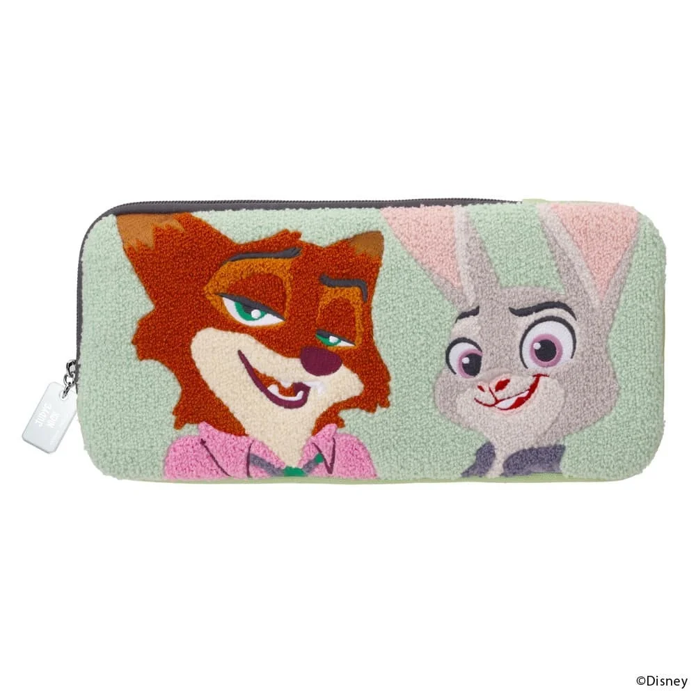 ズートピアのキャラクターがデザインされたポーチ