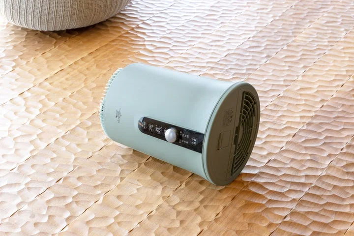 横に倒れた状態の加湿器