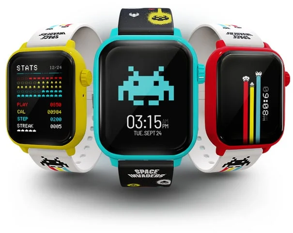 スペースインベーダーデザインのMy Play Watch
