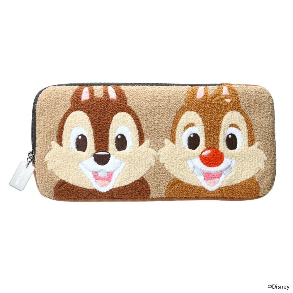 チップとデールがデザインされたポーチ
