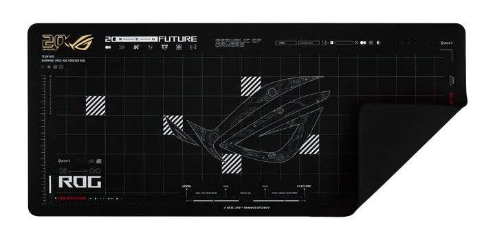 マウスパッドの全体像と端の折り返し
