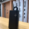 ChatLock K10の製品本体正面。ブランドロゴが中央に配置された縦型の黒いキーボックス。