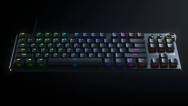 Razerのロープロファイル・アナログオプティカルキーボードの全体像