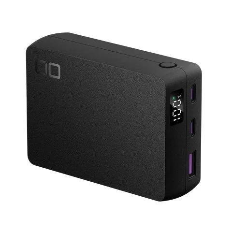高出力で大容量のモバイルバッテリーSMARTCOBY TRIO 67W