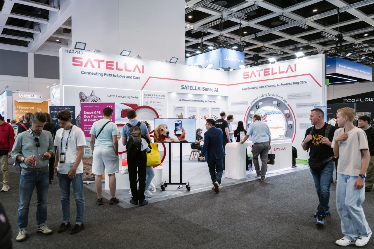 IFA 2026のSATELLAI出展ブースと来場者