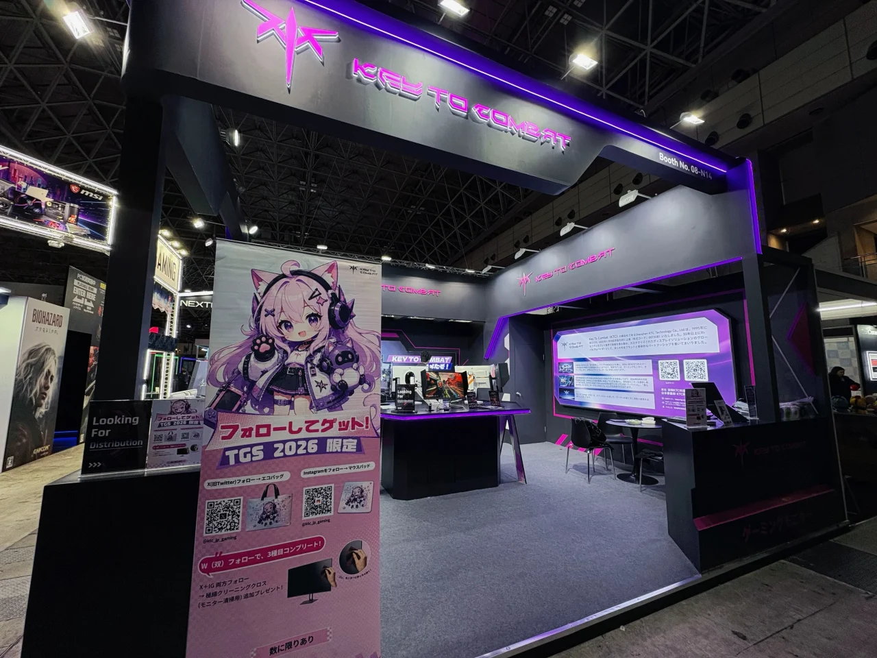 TGS2026のKEY TO COMBATブース外観とキャラクターパネル