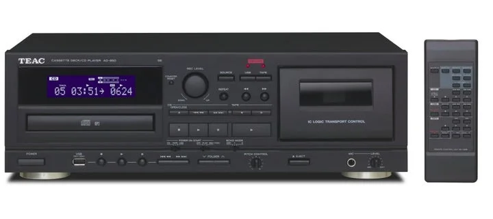 AD-850-SE ブラックモデル本体と付属のリモコン