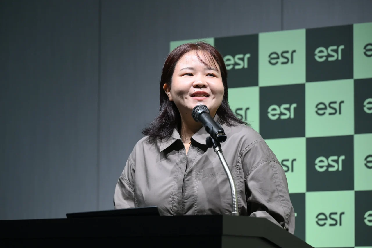 ESR Atelier マグネットケースの製品写真