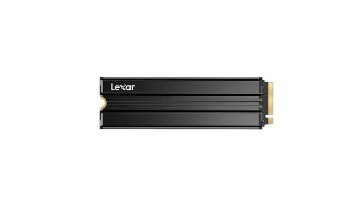 ヒートシンクを搭載したLexar M.2 NVMe SSD