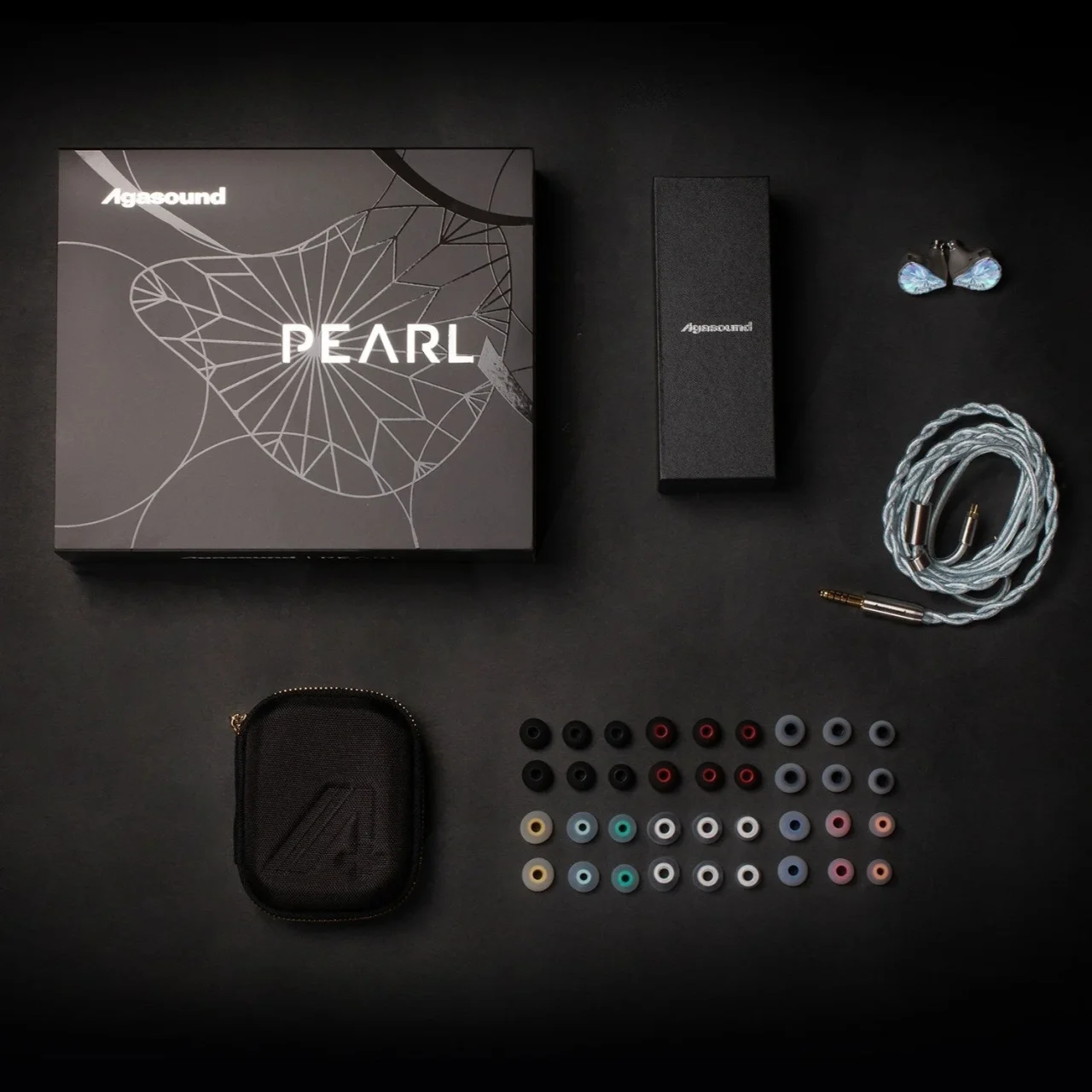 Agasound PEARLの箱、ケース、イヤホン本体、ケーブル、イヤーチップ