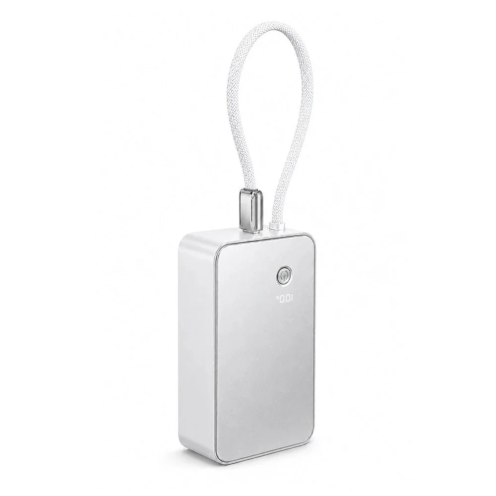 K61 ホワイト。折りたたみプラグと内蔵USB-Cケーブル、デジタル残量表示を備えた本体