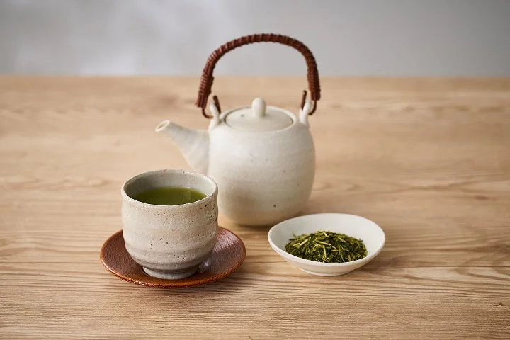 緑茶を淹れる準備の様子