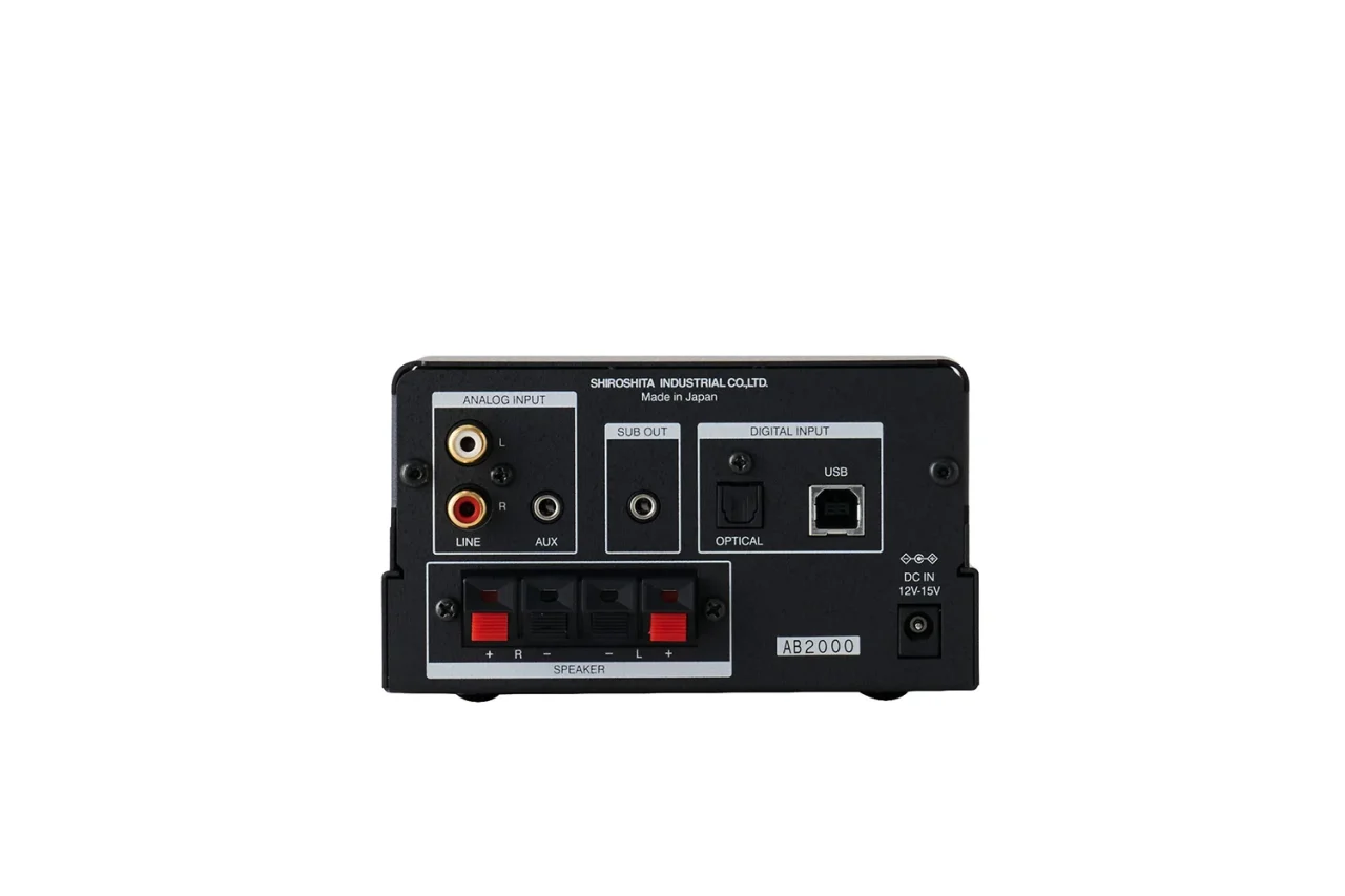 SWL-T01Plusの背面端子パネル。アナログ・デジタル入力、サブウーファー出力、スピーカー端子が