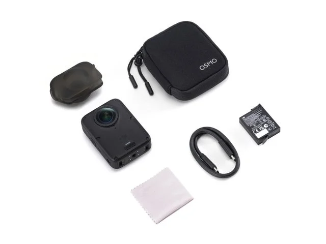 Osmo 360 II本体、バッテリー、充電ケーブル、レンズキャップ、クリーニングクロス、OSMO印