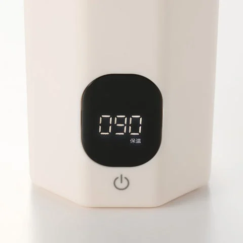ポータブルケトルの操作パネル（90℃保温表示）