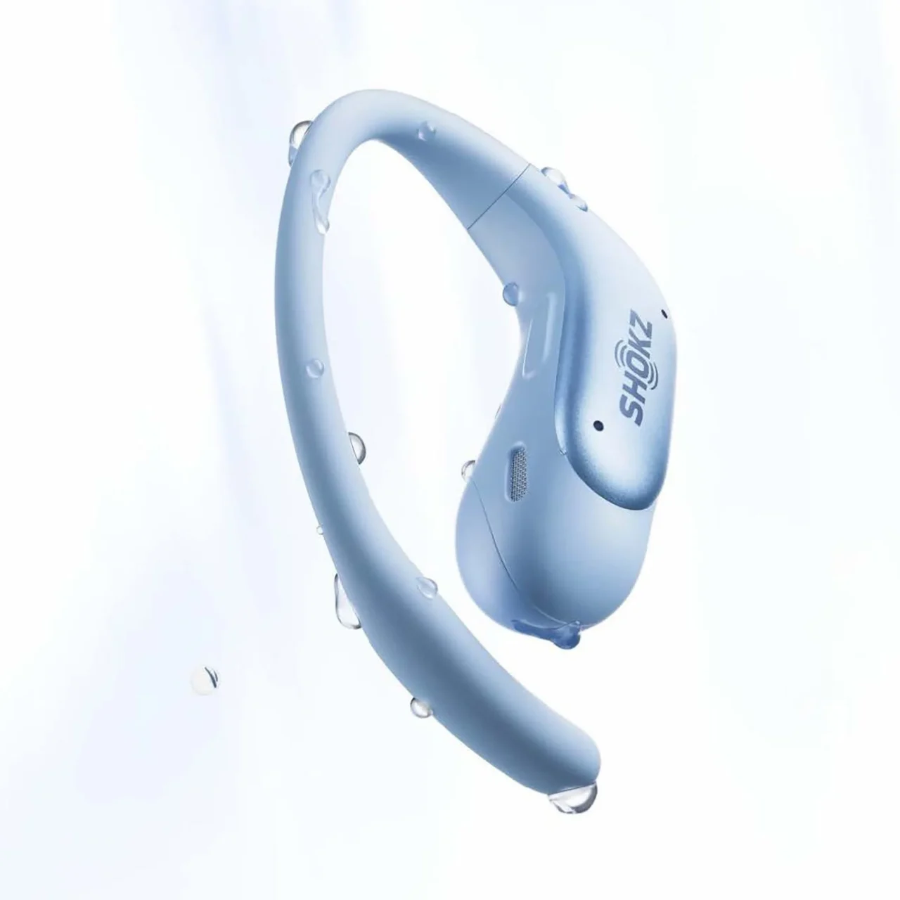 水滴が付いたShokz OpenFit Air 2のイヤホン
