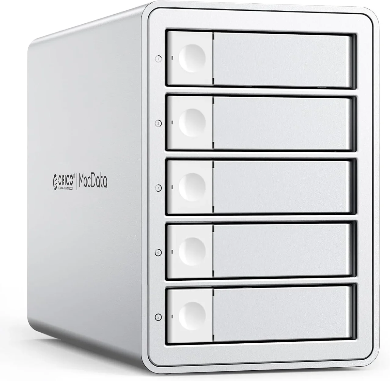 ORICO 5ベイHDDケースの銀白色アルミ製外観。前面に5つのドライブベイとLED、側面にORICOとMacDataのロゴが確認できる。