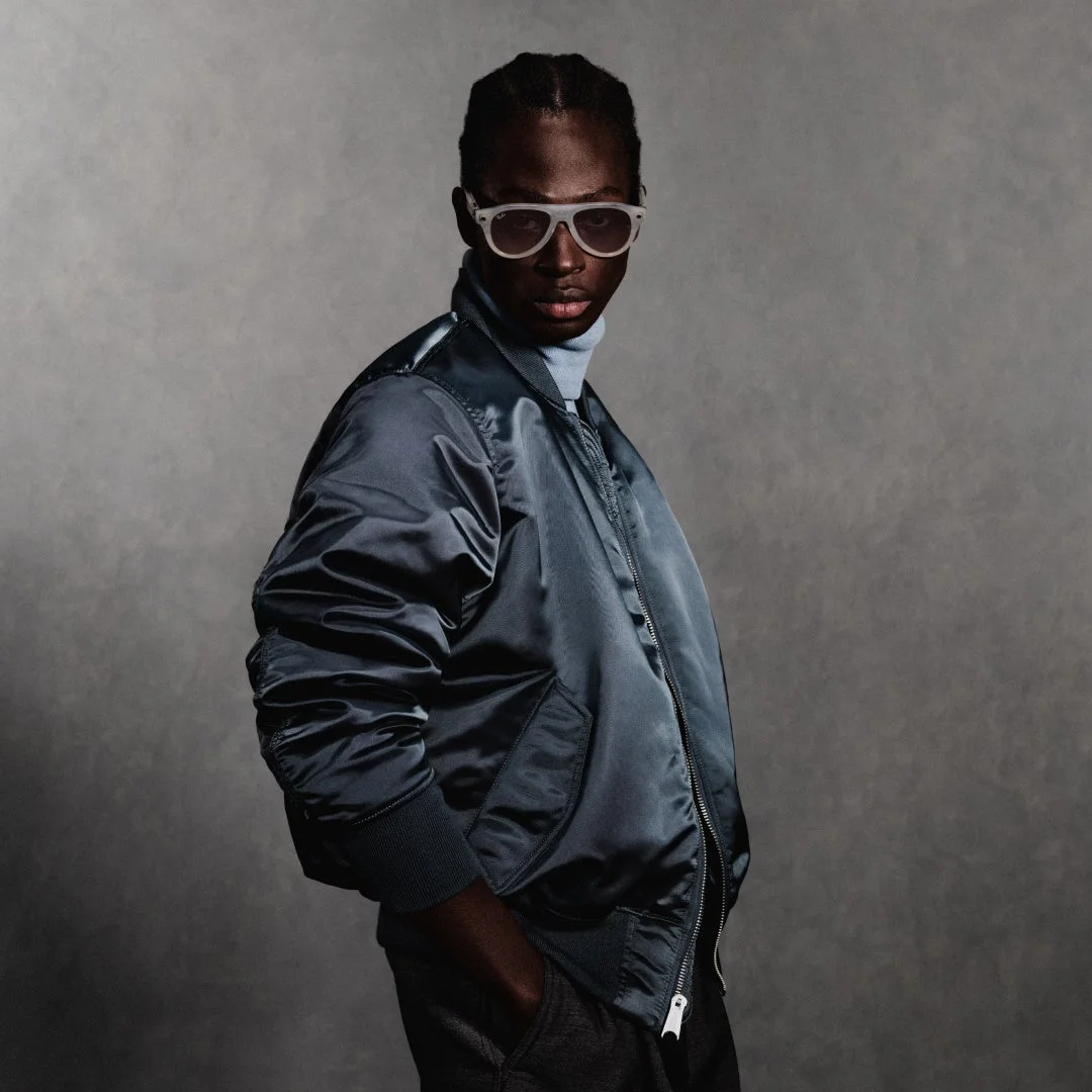 Ray-Ban Meta(Gen 3) Aviator Limited Editionの着用イメージ