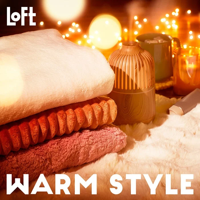 LoftロゴとWARM STYLEの文字が載り、加湿器とタオルが写る告知ビジュアル