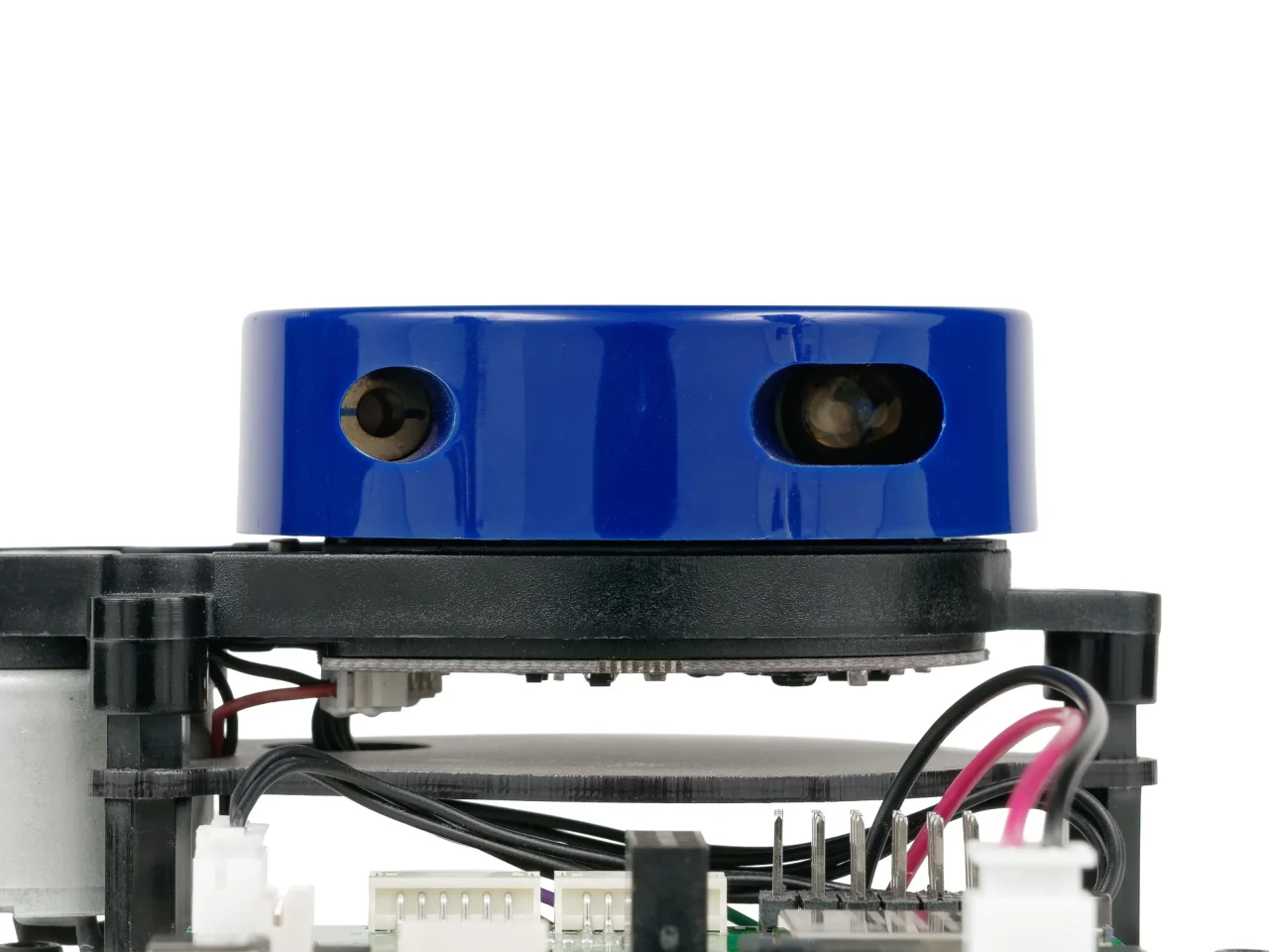 YDLIDAR X2の青い円筒形本体と側面の二つの開口部