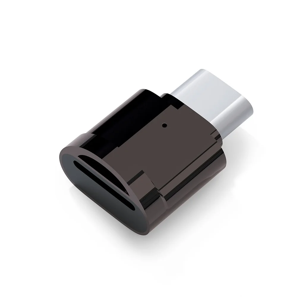 USB Type-C メモリーカードリーダー、黒い本体と銀色のコネクタ