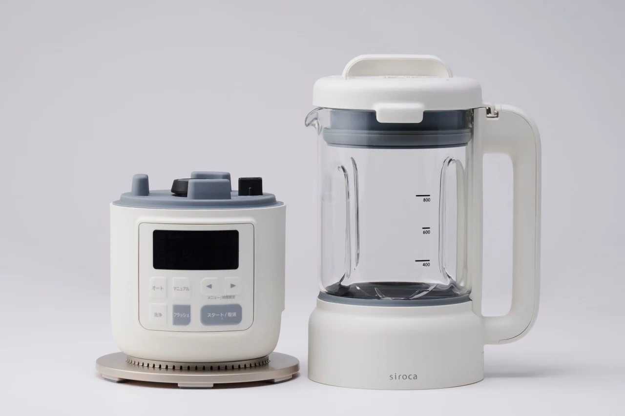本体とガラス製ポットが分離した、おうちシェフブレンダー