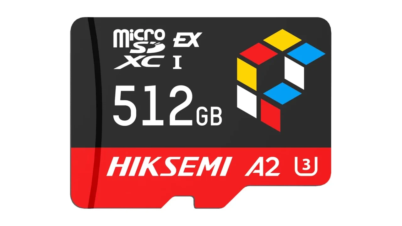 HIKSEMI microSD Express 512GBの黒と赤のカード