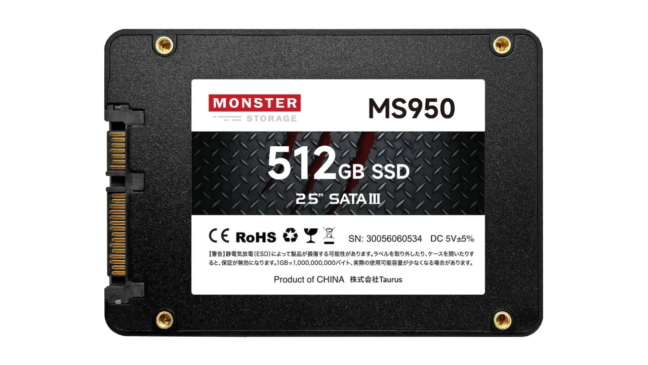 Monster Storage SATA SSD 512GB。黒い2.5型ドライブの背面ラベル