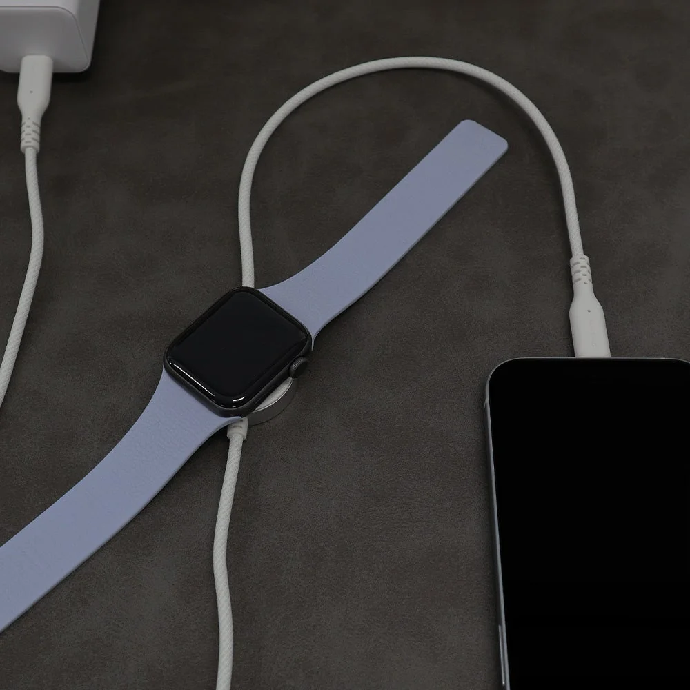 Apple Watchとスマートフォンを同時充電する2in1充電ケーブル