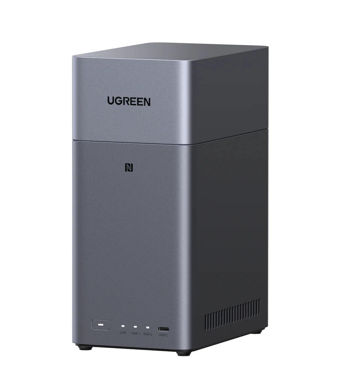 UGREEN NASync DH2300の外観。グレーの縦型筐体で前面にNFCマークとポートがある