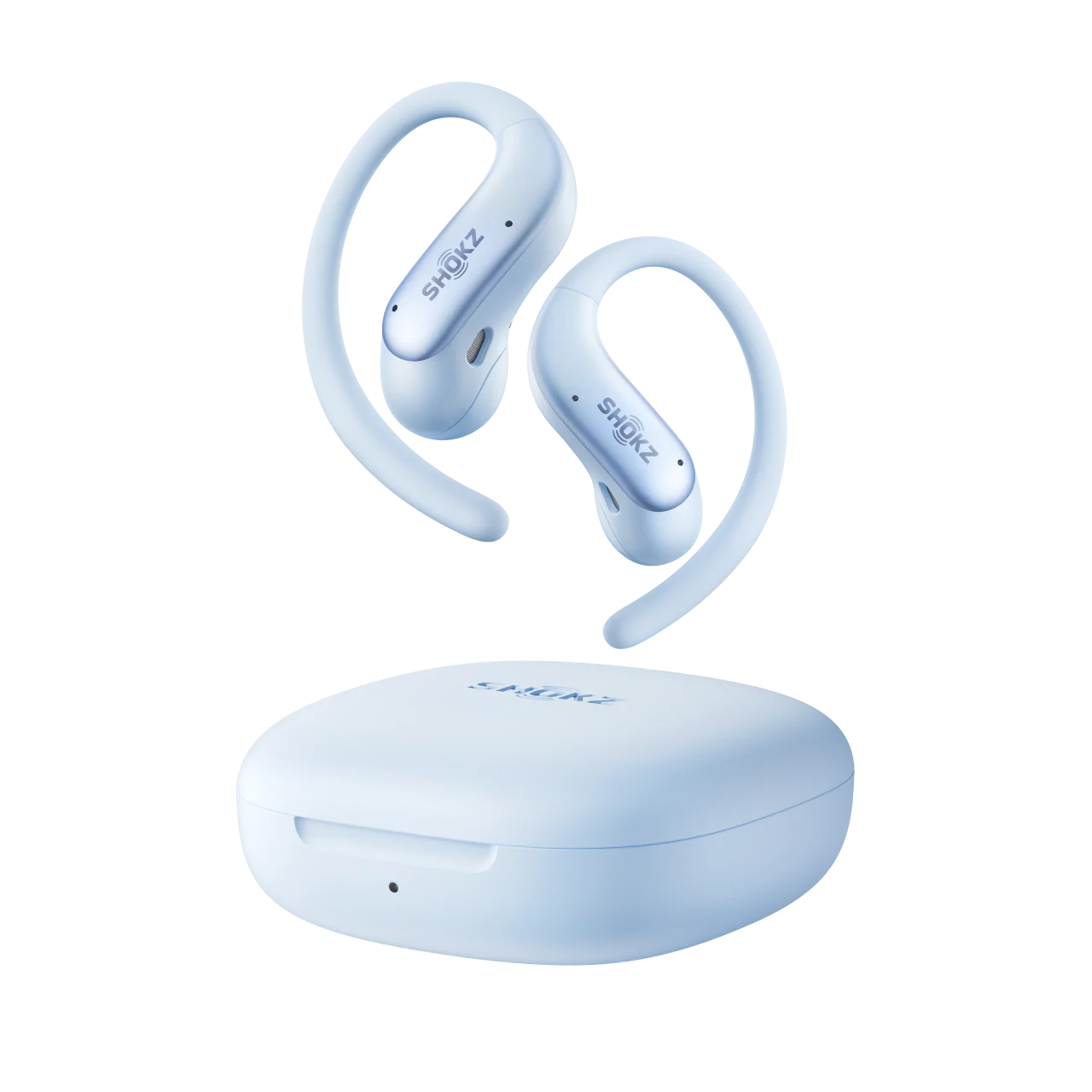 OpenFit Air 2の淡いブルーのイヤホンと充電ケース