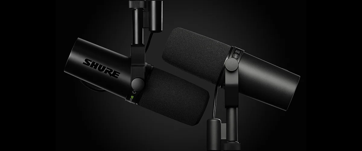 SM7BボーカルマイクロホンとSM7dBの黒いマイク2本