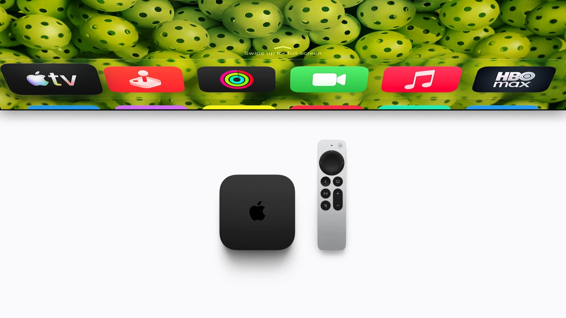 Apple TV 4Kの黒い本体とSiri Remote、上にホーム画面のアプリ一覧