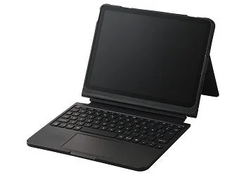 TK-CA301MUPBK 黒いケース付きキーボードを装着したiPad