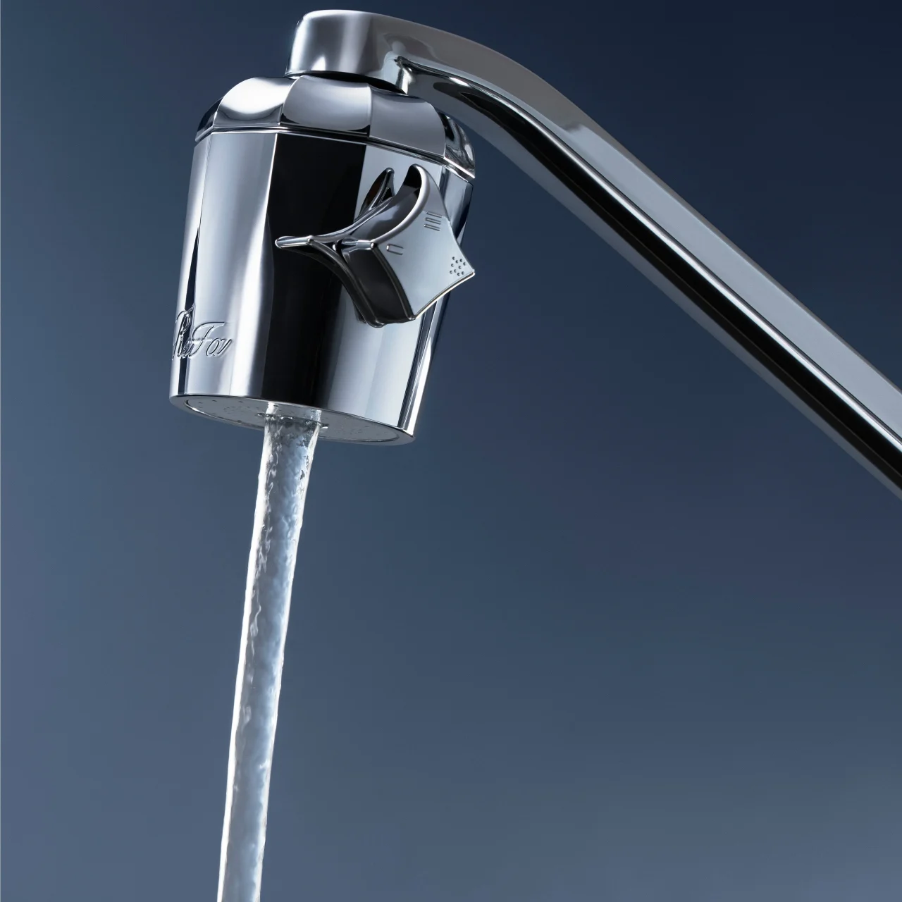 ストレート水流が出ているキッチン水栓用ファインバブル発生器