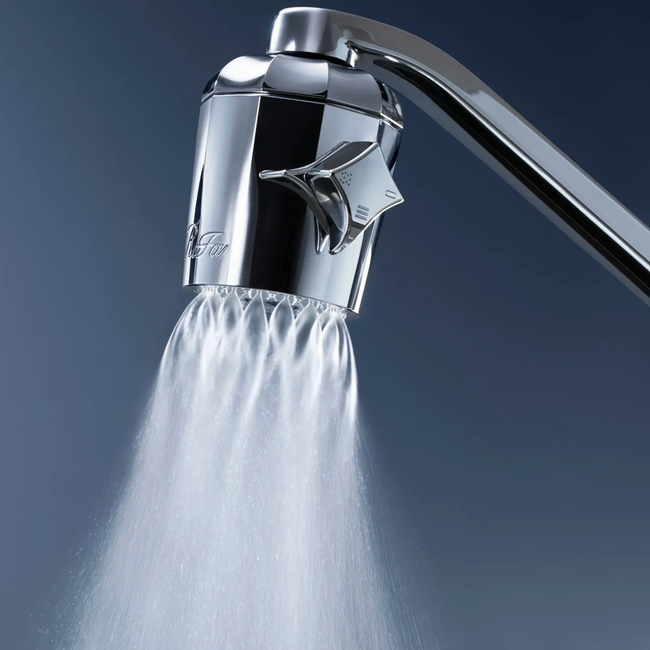キッチン水栓に付けたファインバブル発生器のミスト水流