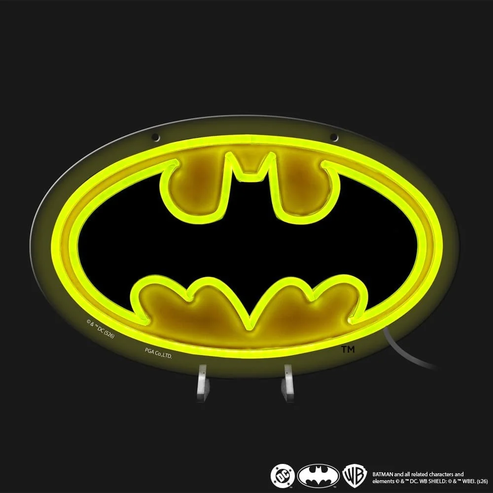LEDネオンライト『バットマン』。黄色に光るコウモリのエンブレム型
