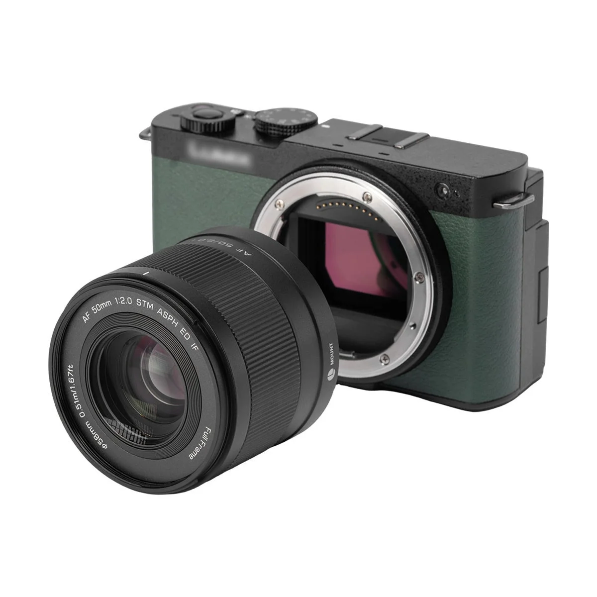 緑のミラーレスカメラに装着したAF 50mm F2.0 AIR Lレンズ