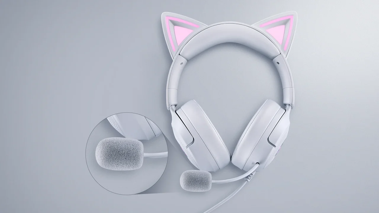 Razer Kraken Kitty V3のネコミミ付きヘッドセットとマイク拡大